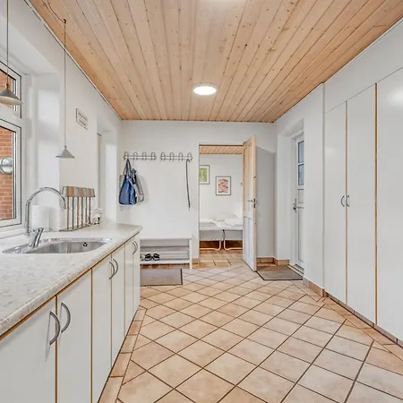 Casa vacanze Kerttuli - 540m From The Sea By Interhome Bøtø By